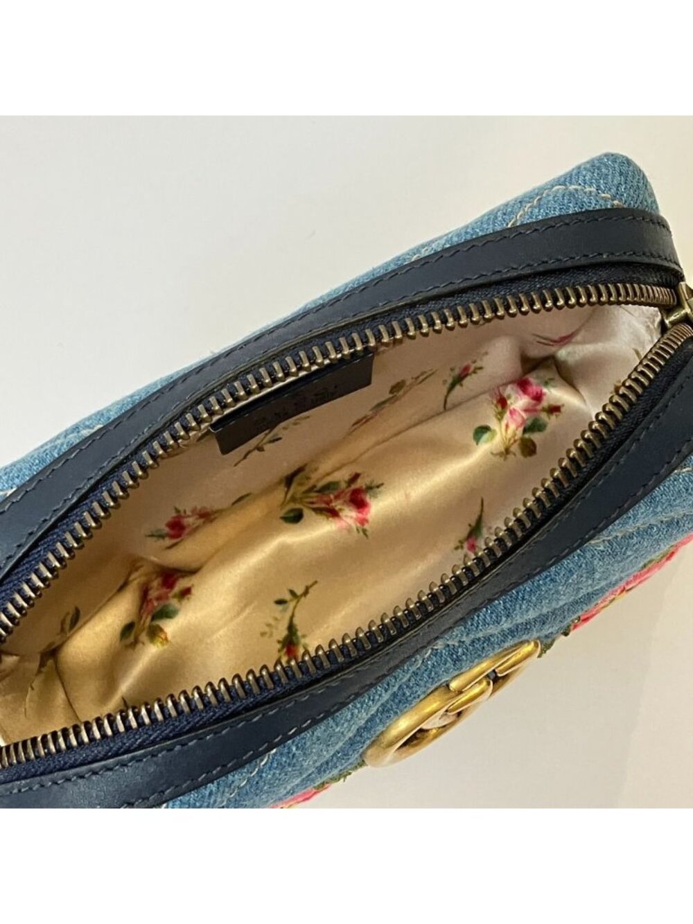 Gucci GG Marmont Denim Makeup Pouch Blue Pre Owned - Picture 6 of 13